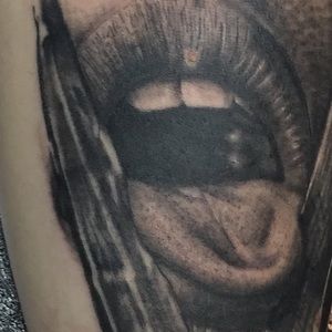 Meet your Posher, Ezra